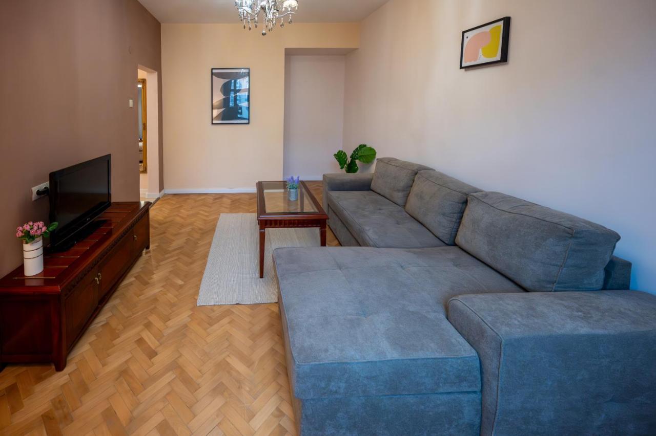 Spacious 1Bdr Apartment Near City Center Sófia Exterior foto